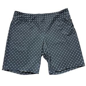 Tail In For The Win Golf Flag Shorts Size 16
